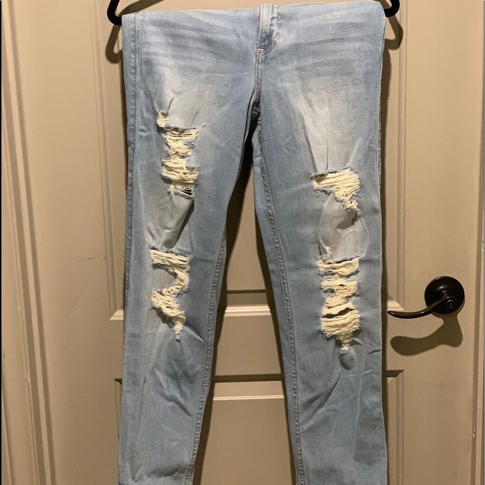 Light Blue Hollister Mom Jeans-Size 5L